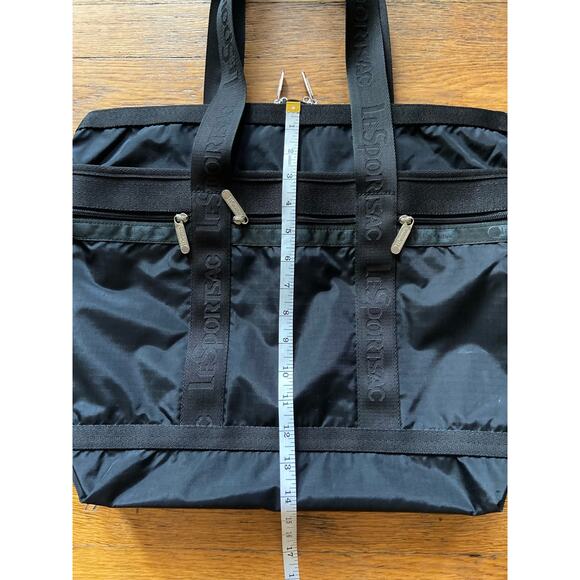 LESPORTSAC Large Black Shoulder Bag sz OS - Picture 8 of 13